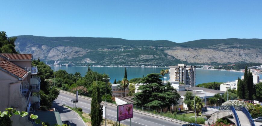 Kuća s poslovnim prostorom-Topla, Herceg Novi