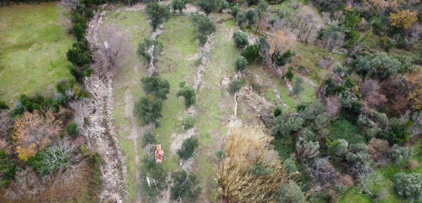 Parcele s UT uslovima ukupne površine 5638m2, Mojdež