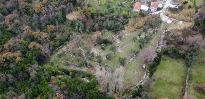 Parcele s UT uslovima ukupne površine 5638m2, Mojdež