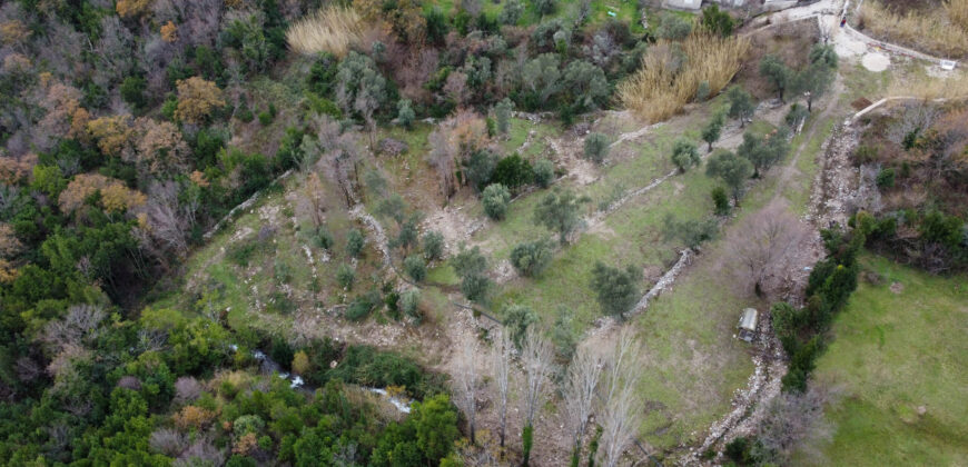 Parcele s UT uslovima ukupne površine 5638m2, Mojdež