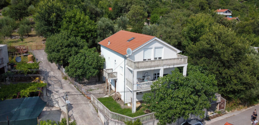 Porodična stambena kuća, Ratiševina
