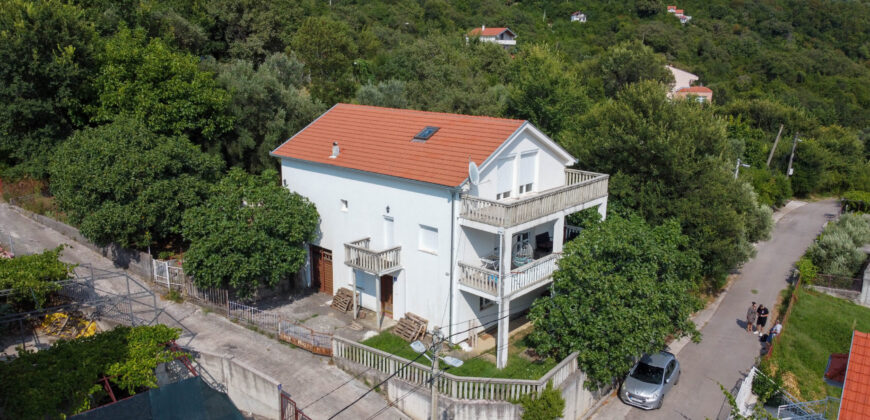 Porodična stambena kuća, Ratiševina