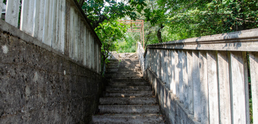 Porodična stambena kuća, Ratiševina